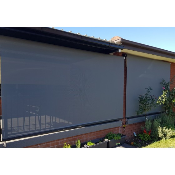 PRICE REDUCED! 4.5m Charcoal Heavy Duty Sunscreen Roller Blind